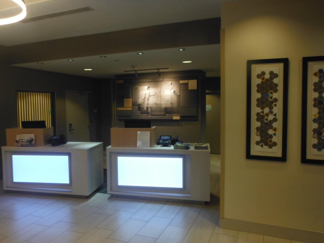 Holiday Inn Express & Suites Charleston - Mount Pleasant By IHG主图