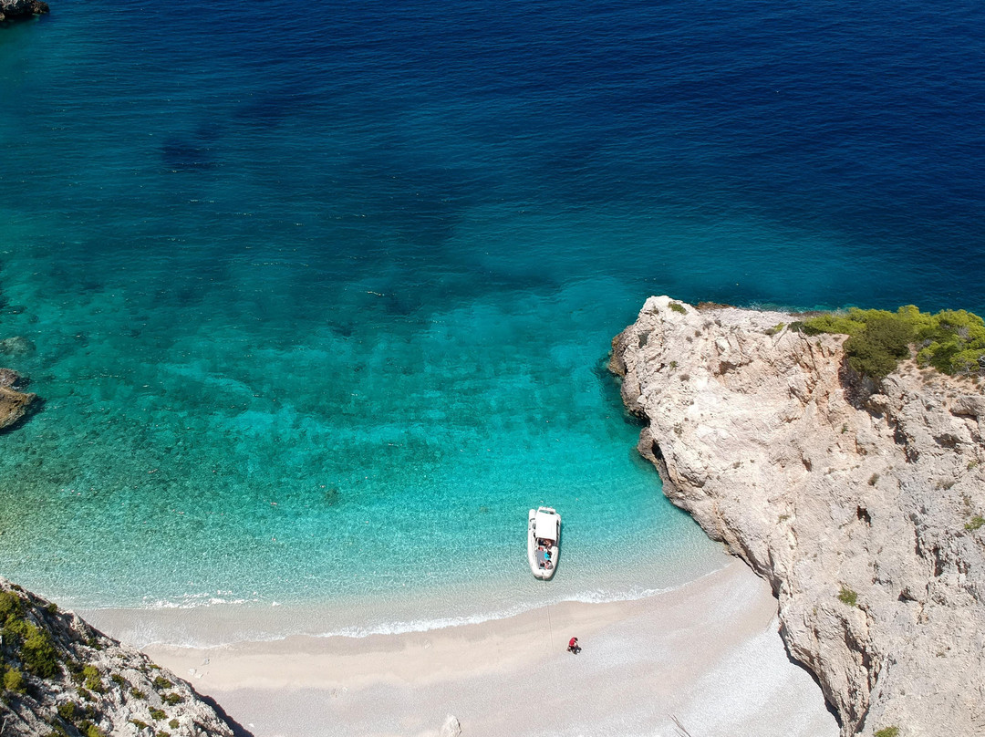 Lidoblue Boating Experiences-Kiato必去景点