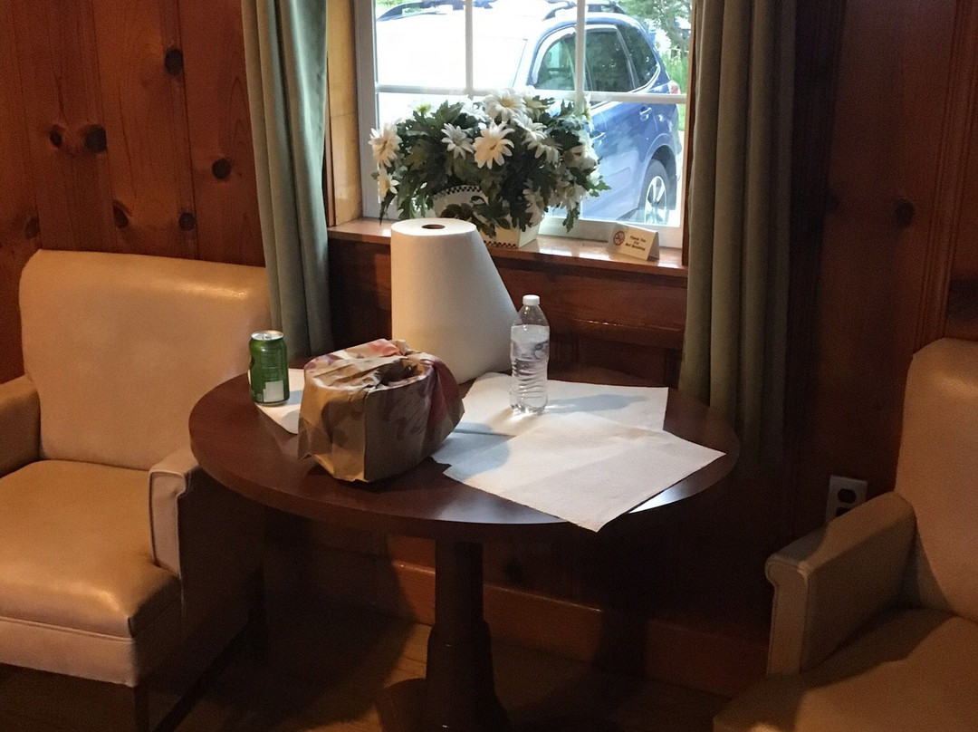 Cape Pines Motel主图