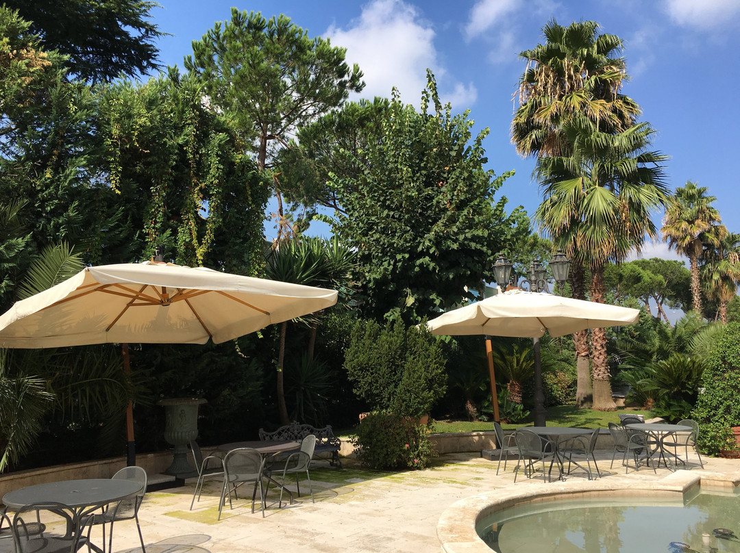 凡维特里大酒店主图