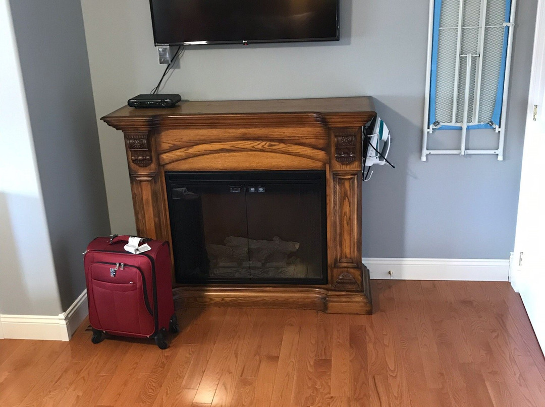 Home Away From Home主图