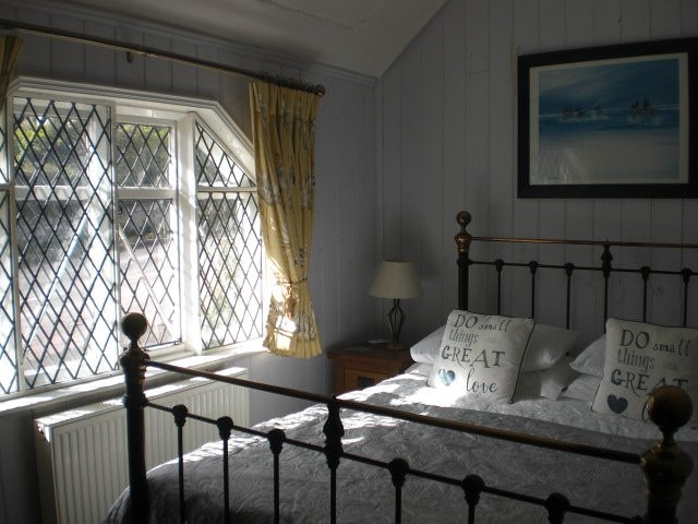 The Minadab Cottage主图