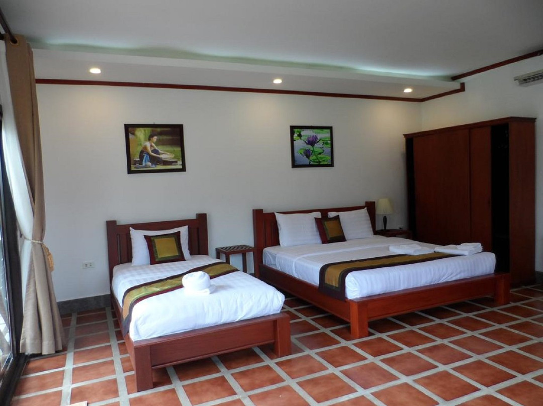 Savanh Sunset View Resort主图