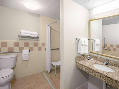 林肯南温德姆美吟温德姆酒店主图