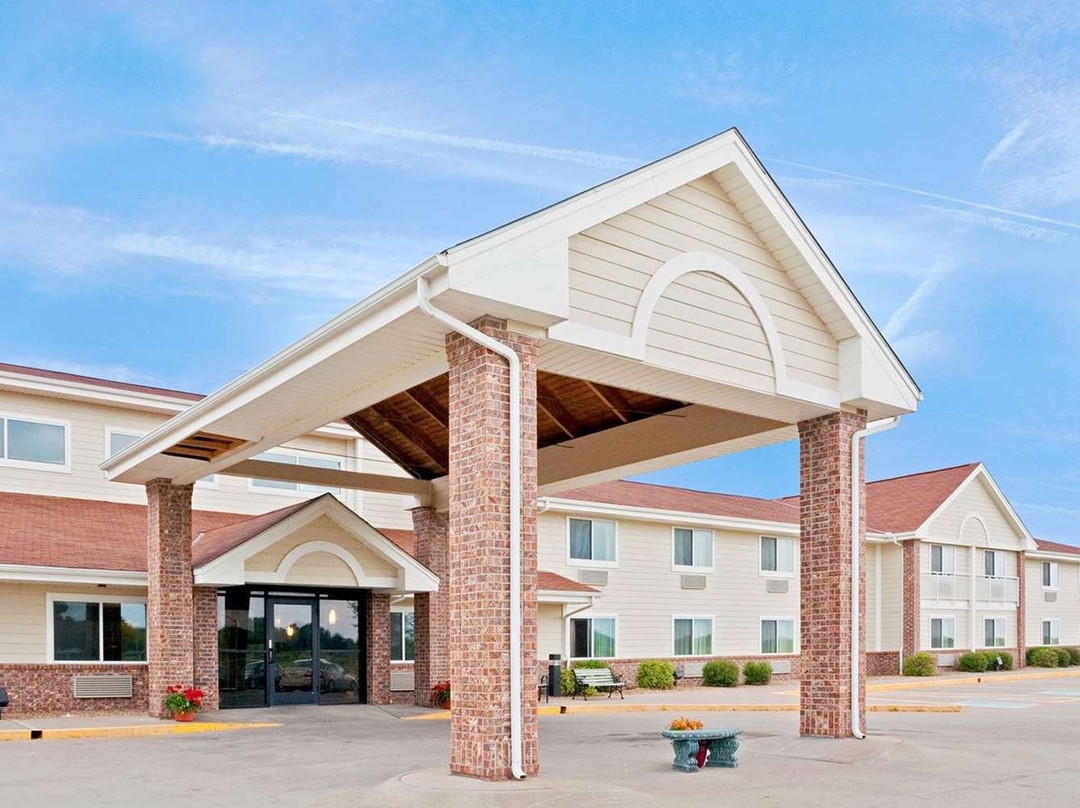 AmericInn by Wyndham Oscoda Near AuSable River主图