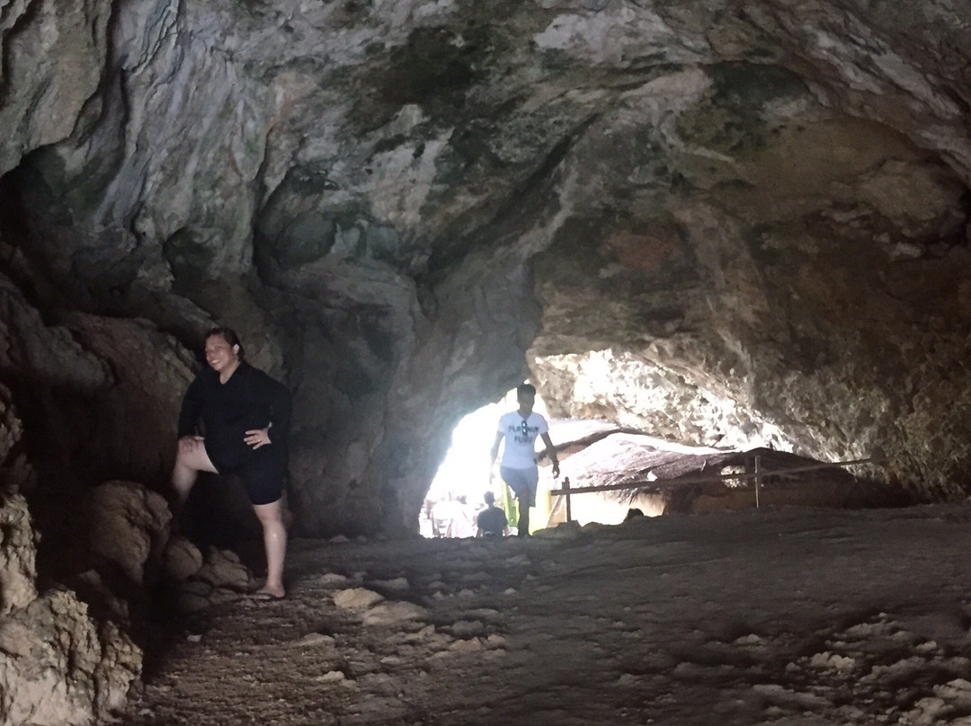 Cuenco Cave-阿拉米诺市必去景点