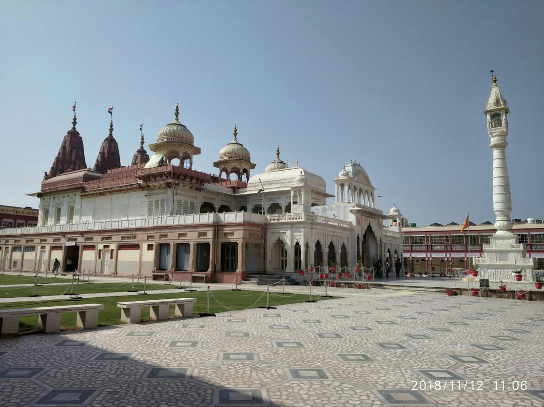 Shri Mahavirji Jain Temple景点图片