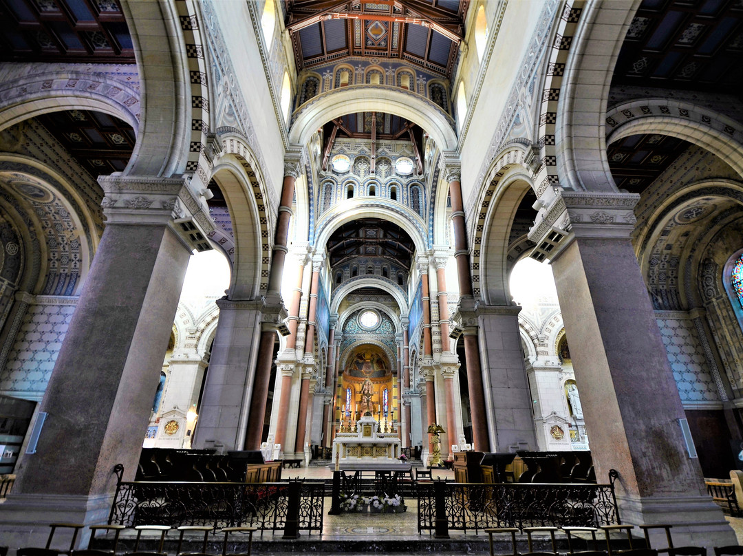 Basilique Notre-Dame de Brebières景点图片