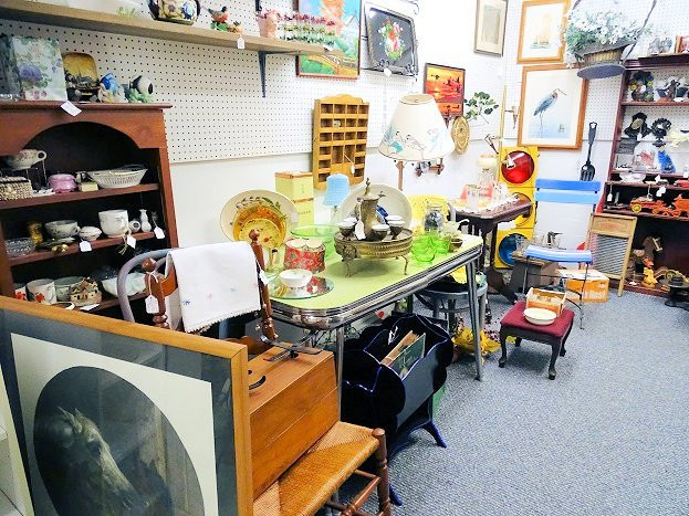 Crossroads Antique Mall-好时镇必去景点