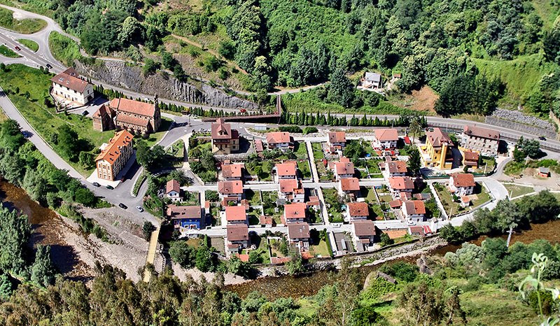 Centro de Interpretacion del Poblado Minero de Bustiello景点图片