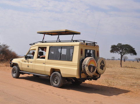 Long Way Expeditions-阿鲁沙必去景点