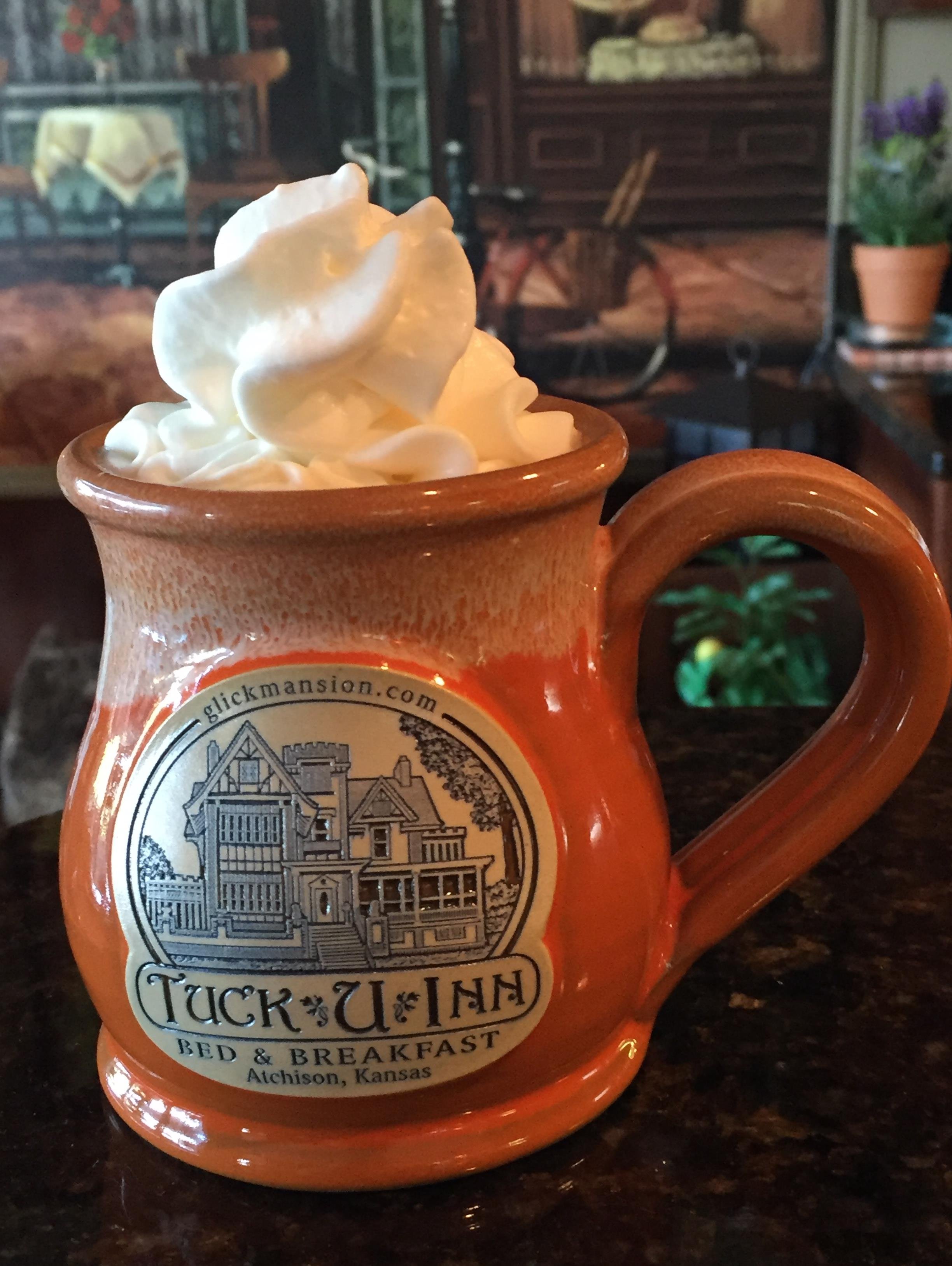 Tuck U Inn at Glick Mansion-餐饮