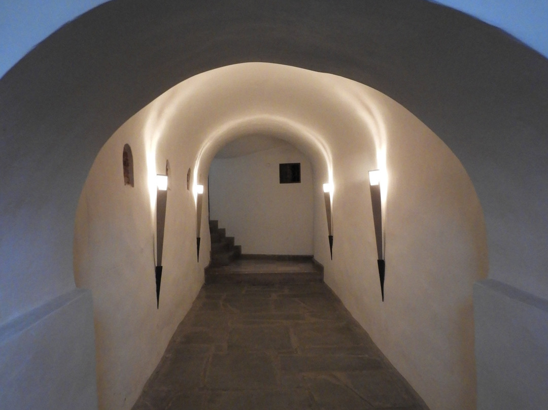 Kirche St. Walburga景点图片