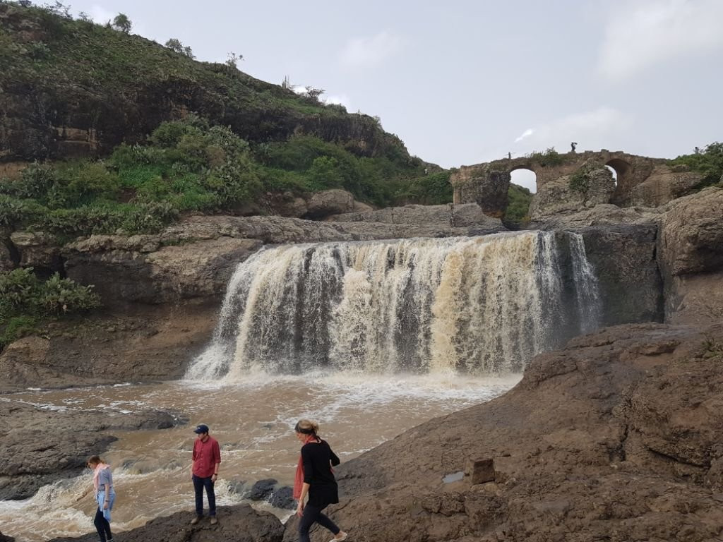 德布雷利巴诺斯旅游攻略图片