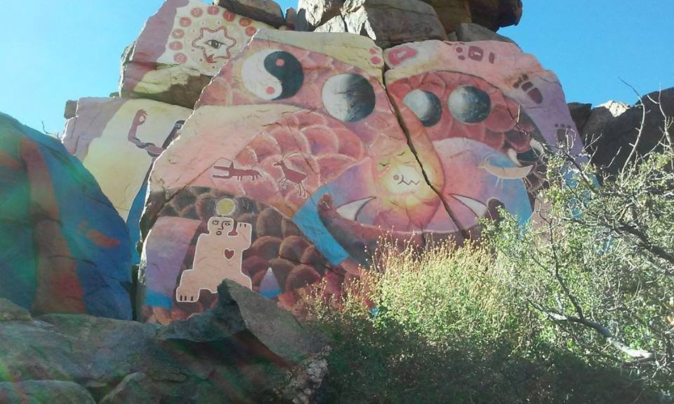 Roy Purcell's murals-Chloride必去景点