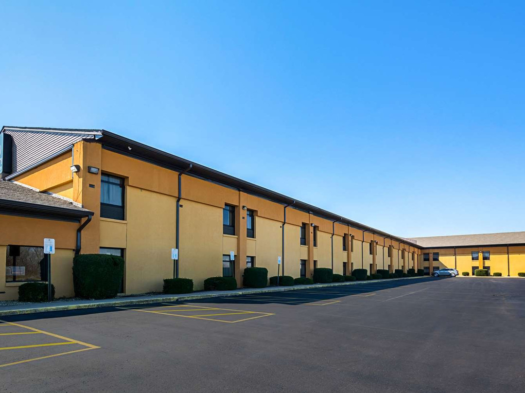 Quality Inn & Suites Greensburg I-74主图