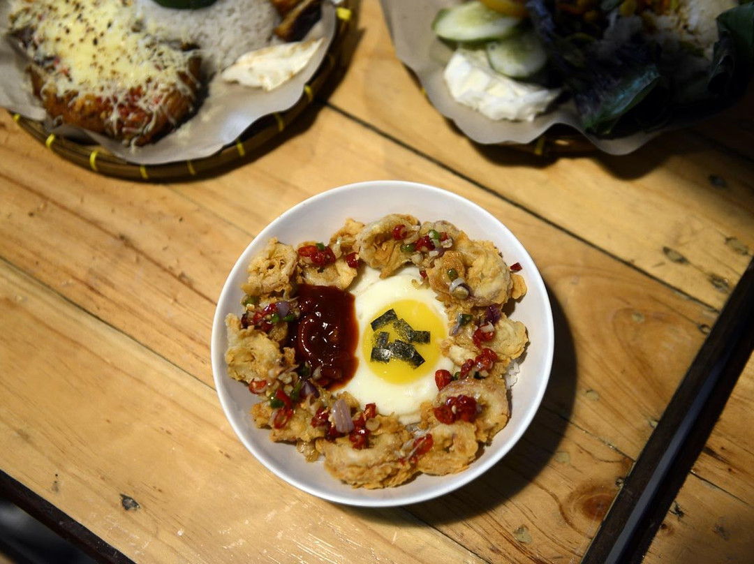 Metro餐馆和美食-Papa Toms Cafe