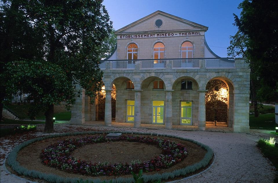 Hotel des Thermes主图