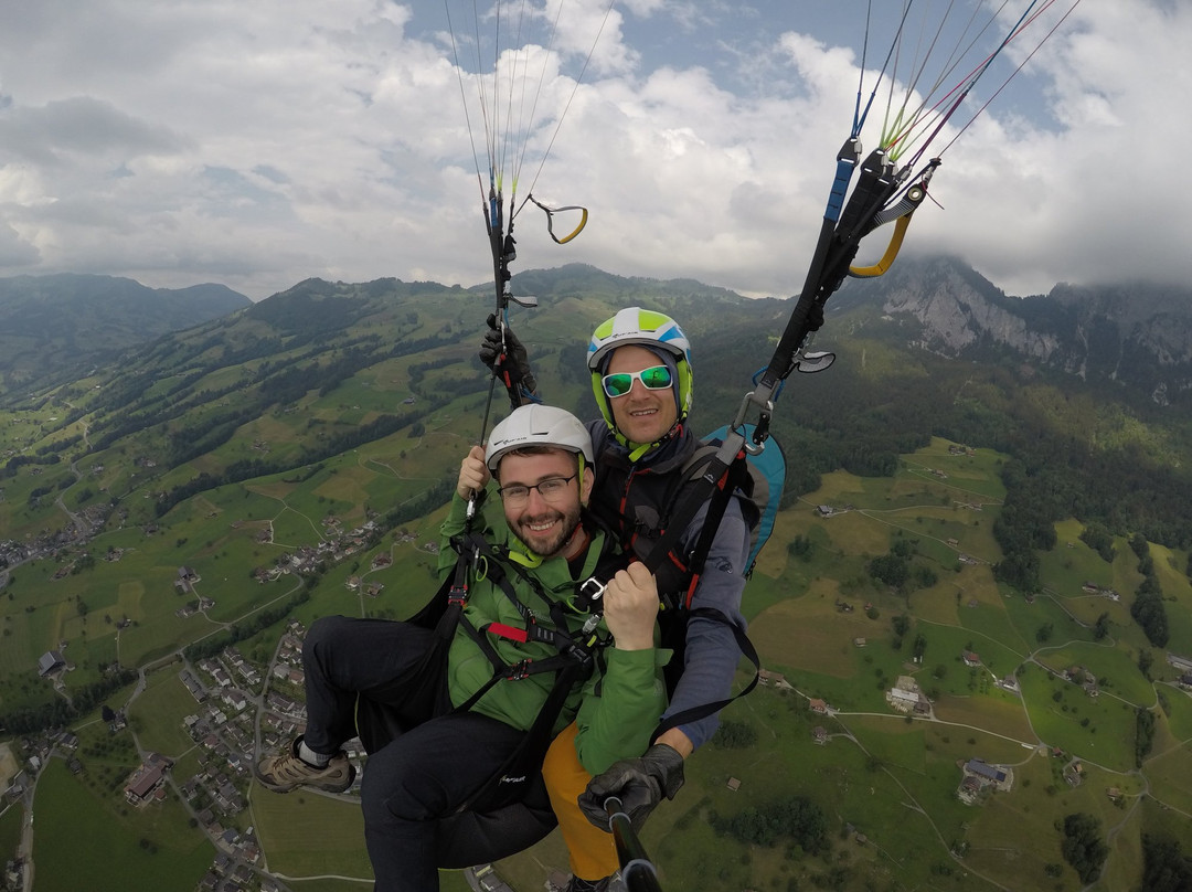 Panoramic Paragliding-卢塞恩必去景点