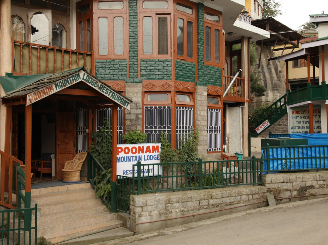 Poonam Mountain Lodge