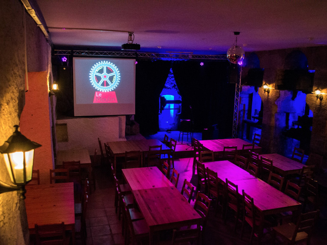 Le Moulin à Paroles-Meounes-les-Montrieux必去景点