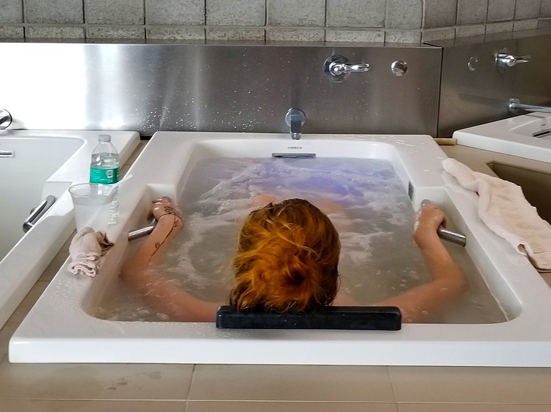 Calistoga Spa Hot Springs主图