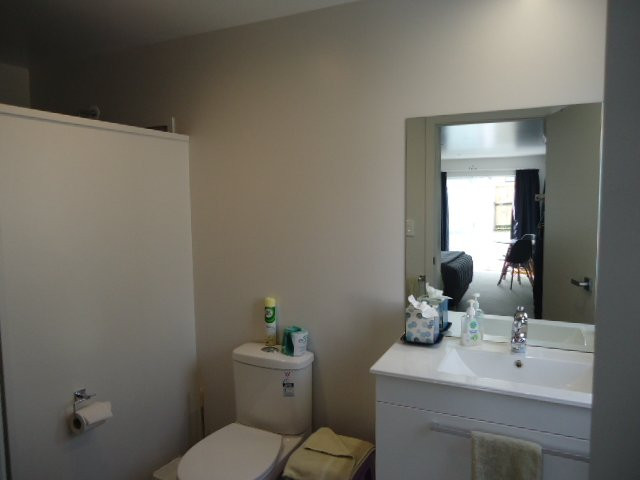 The Racecourse Motel主图