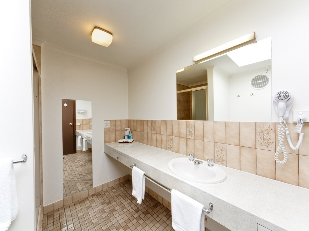 Belvoir Village Motel & Apartments主图