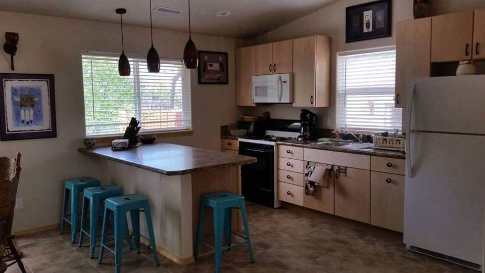 Grizzly Roadhouse Bed & Breakfast主图