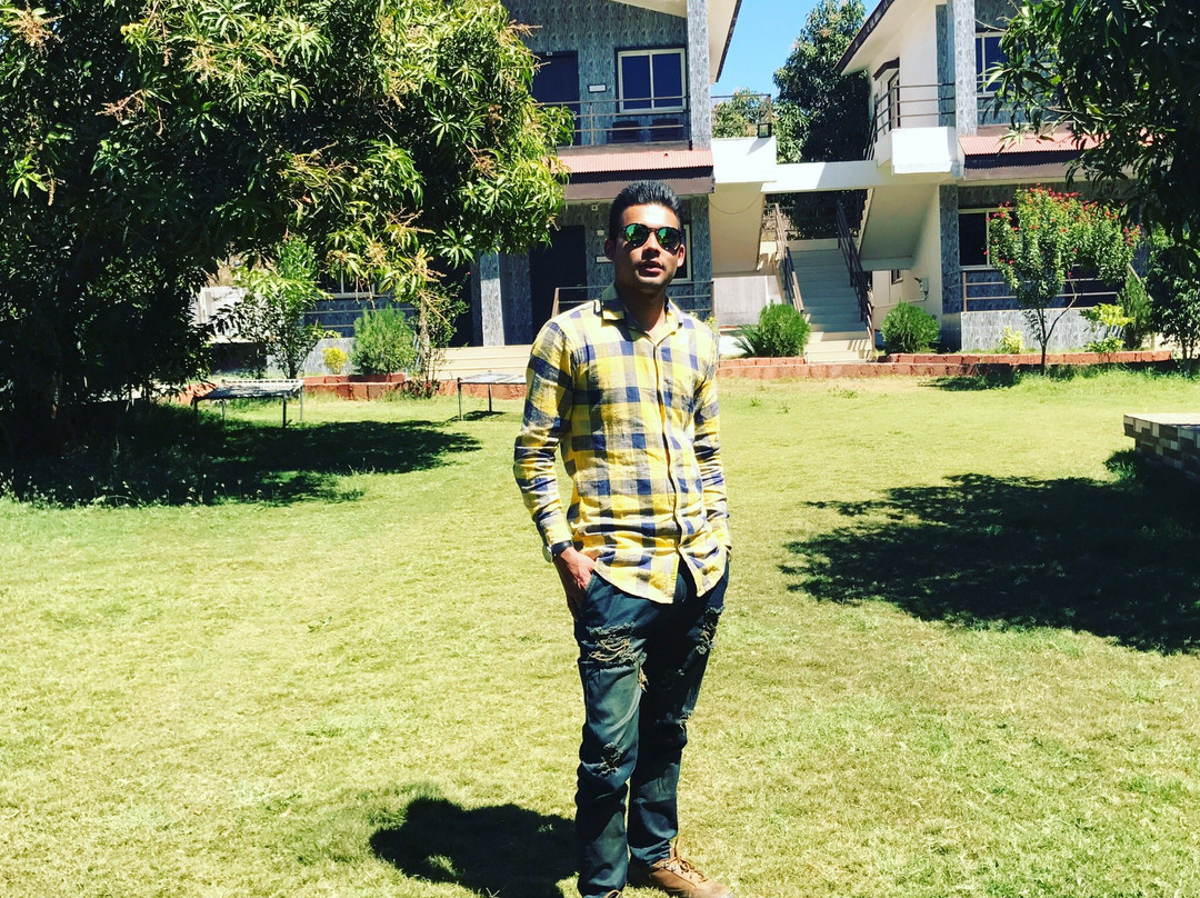 The Gir Garden主图