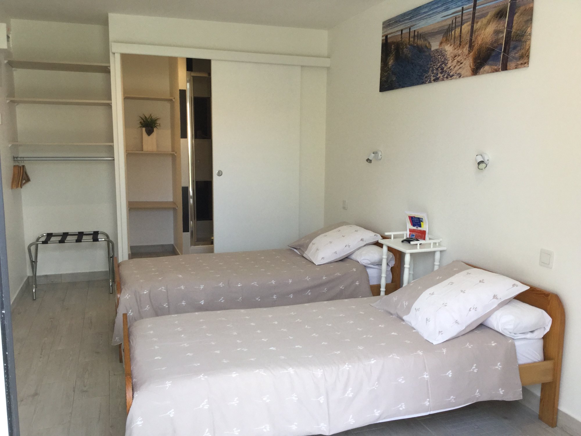Chez Mireille Reingam-Park-官方