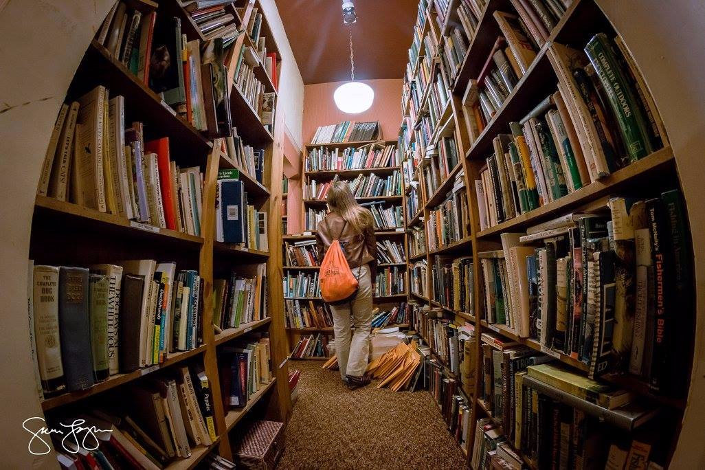 Jane Addams Book Shop-尚贝恩必去景点