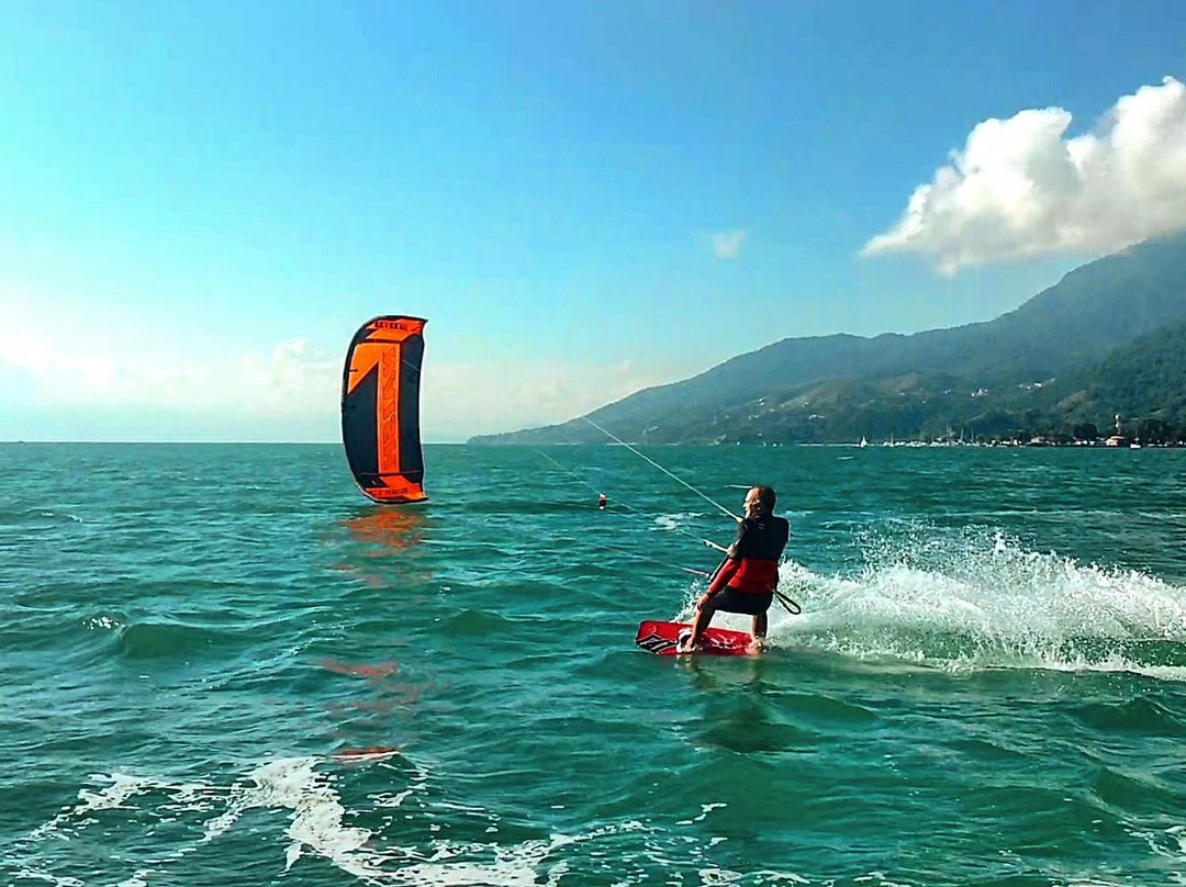 Kitesurf Ilhabela - Escola-伊利亚贝拉必去景点