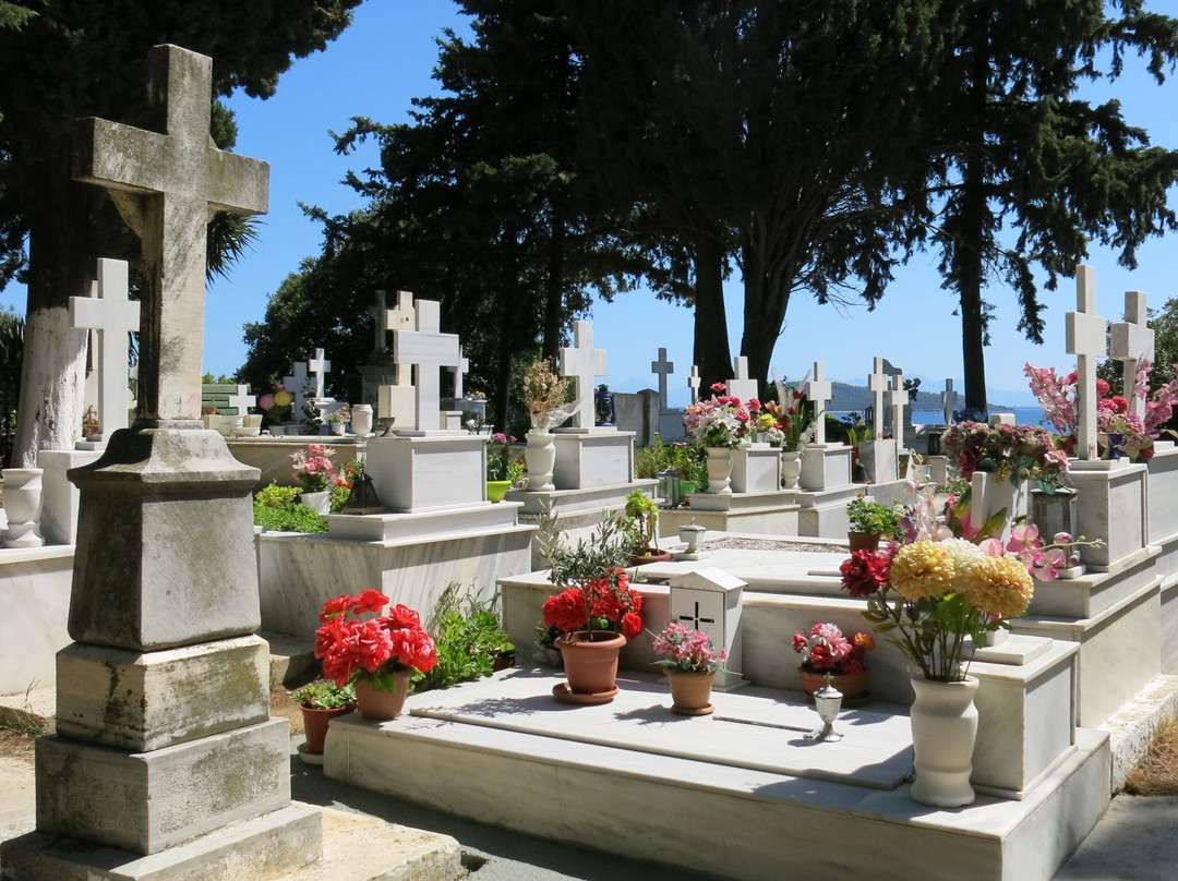 Skiathos Cemetery景点图片