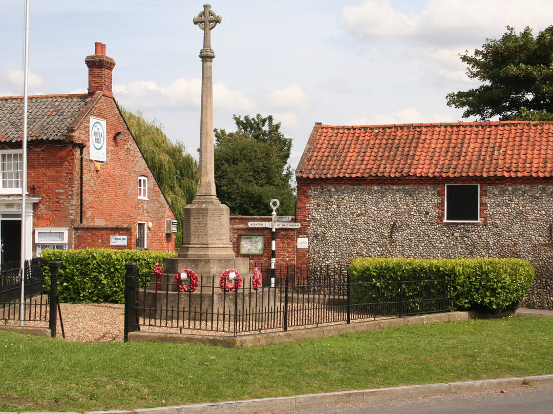 Little Walsingham Cross景点图片