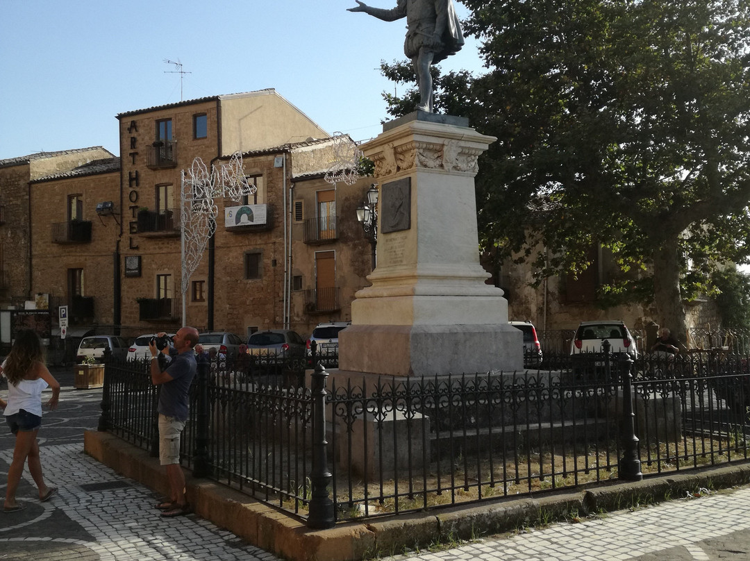 Monumento a Marco Trigona景点图片