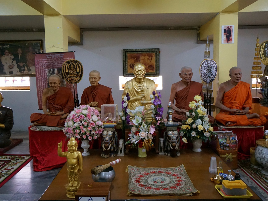 Wat Intharam景点图片