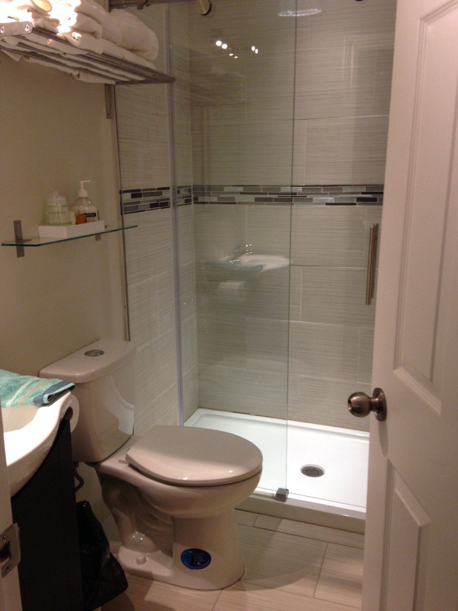 The Lion Inn & Suites-浴室