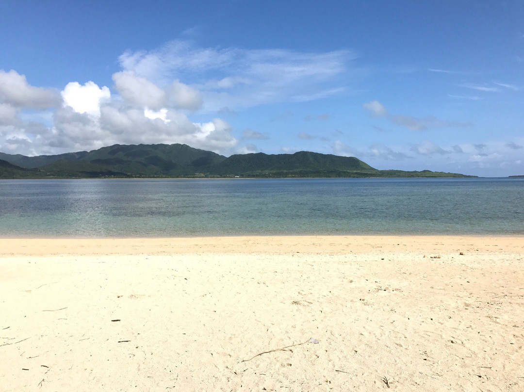 Kubazaki Beach景点图片