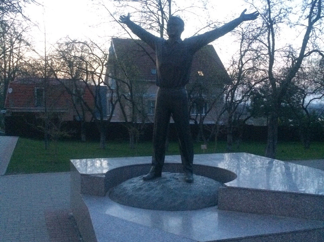Monument to Yuriy Gagarin景点图片
