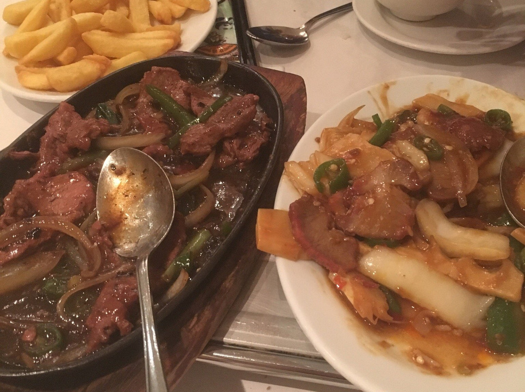 Yips Chinese Restaurant