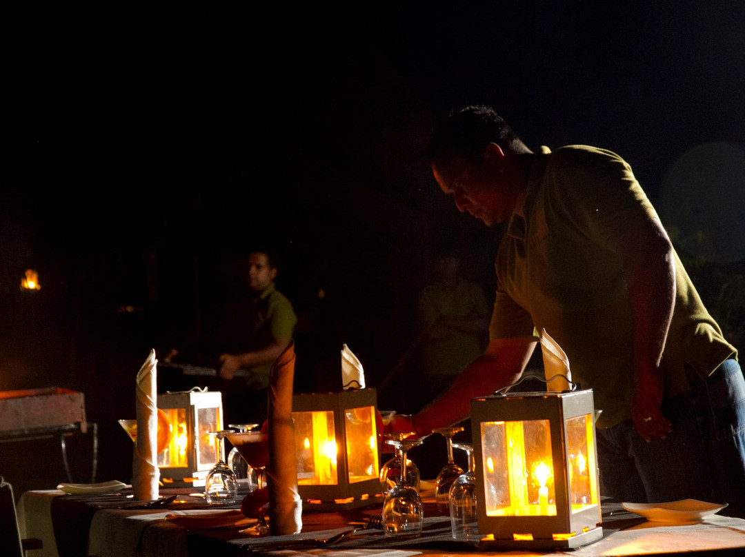 Thanamalwila酒店住宿-Mahoora Tented Safari Camp Udawalawe