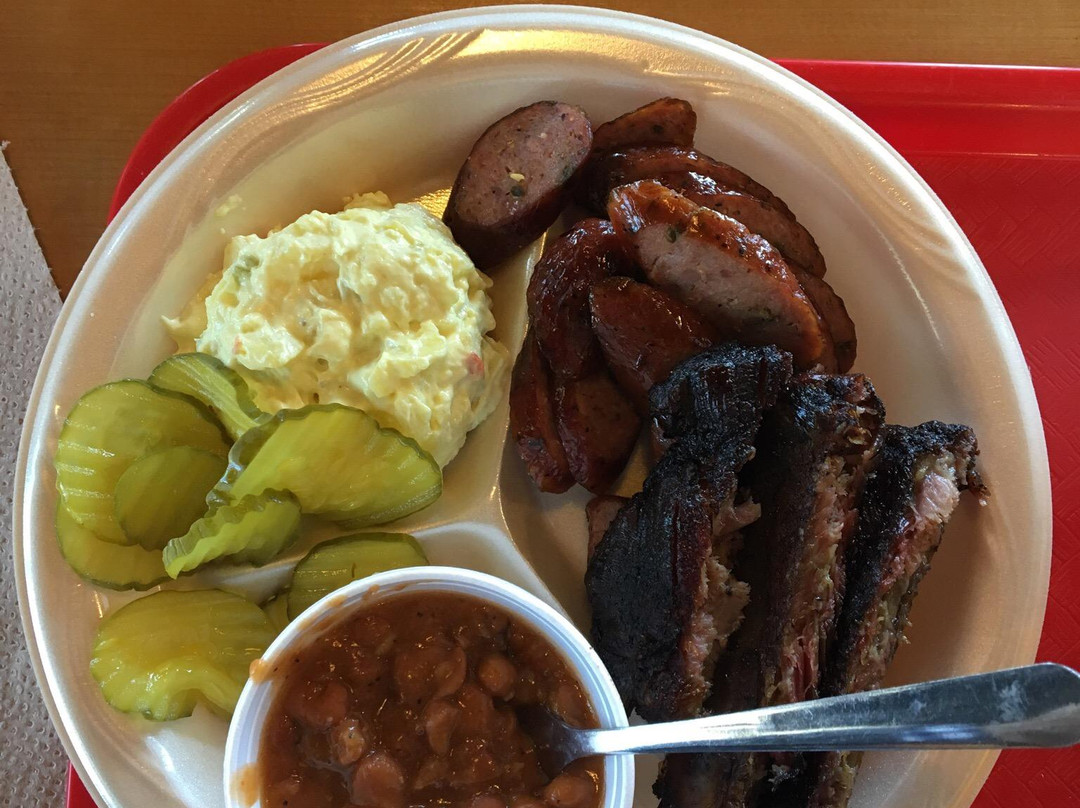 斯德伯克餐馆和美食-Smokey Mo's BBQ
