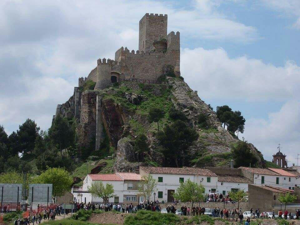 Castillo de Almansa景点图片