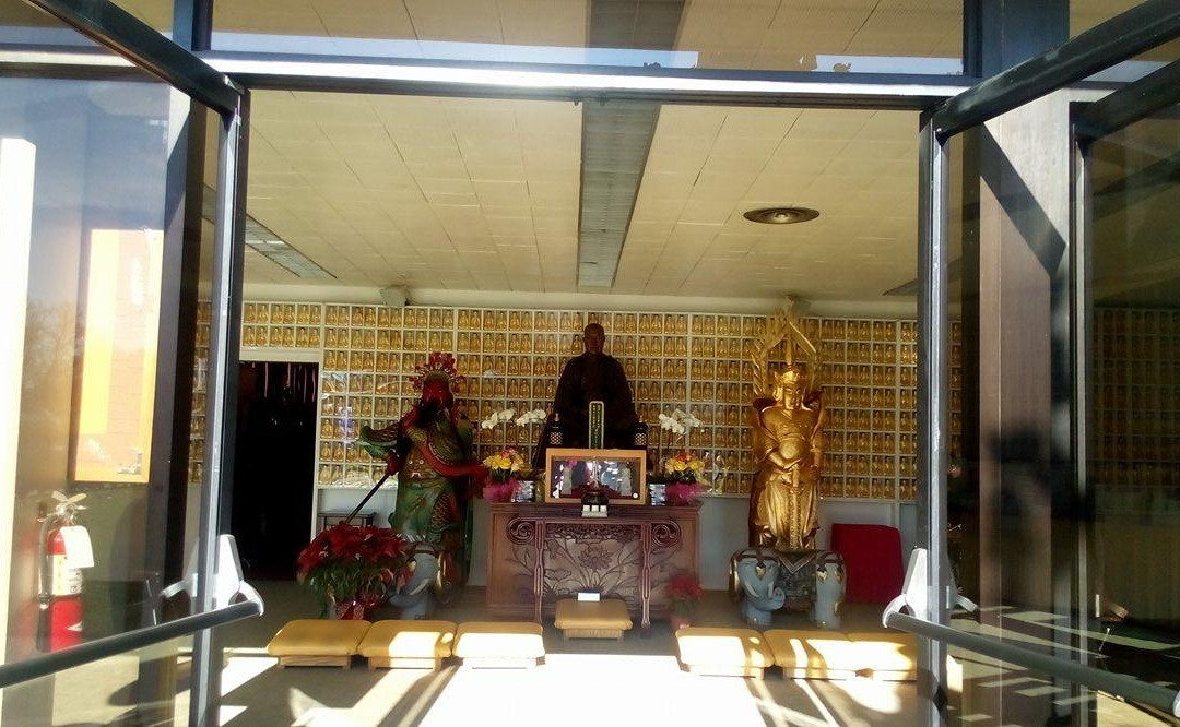 The City of Ten Thousand Buddhas景点图片
