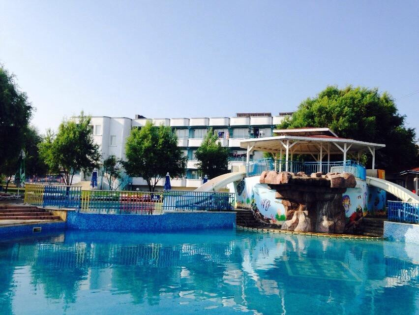 Perla Beach
