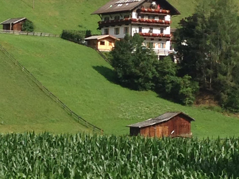 Medraz酒店住宿-Haus Bergwerk