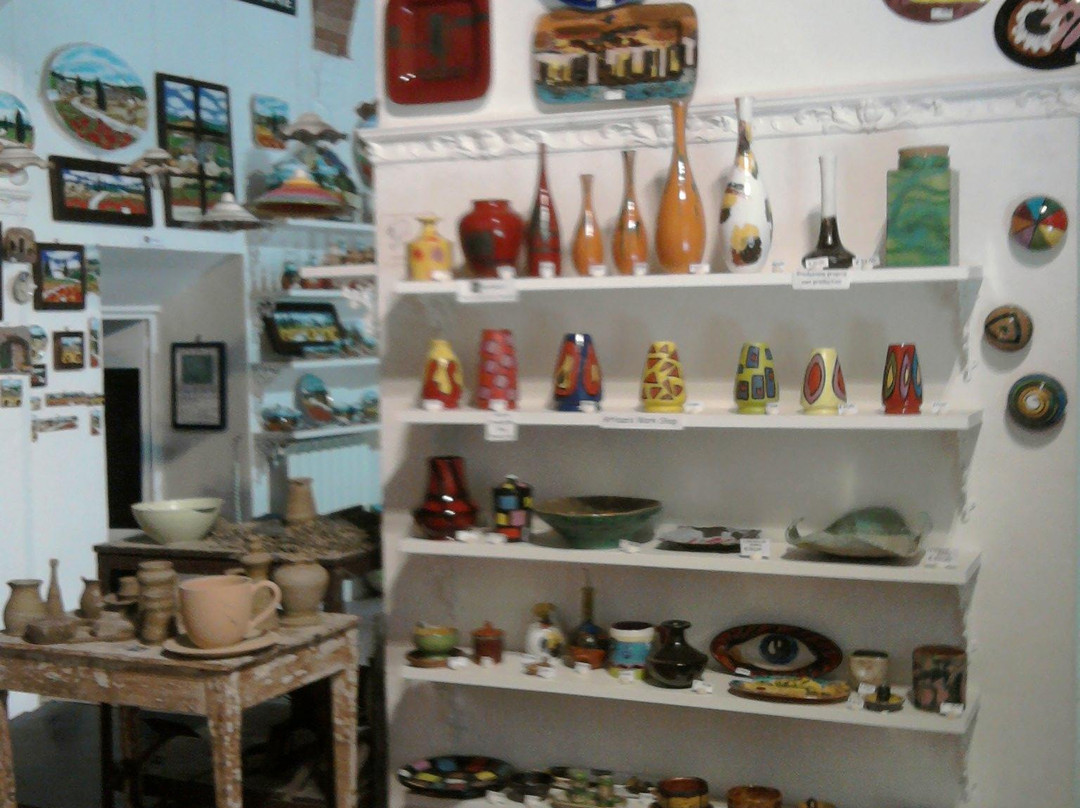 Ceramiche Manufactum-埃尔萨谷口村必去景点