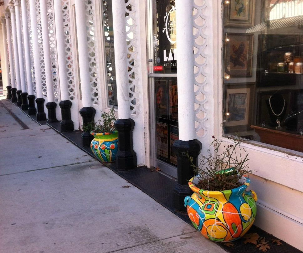 LAST Art Gallery-麦金尼必去景点