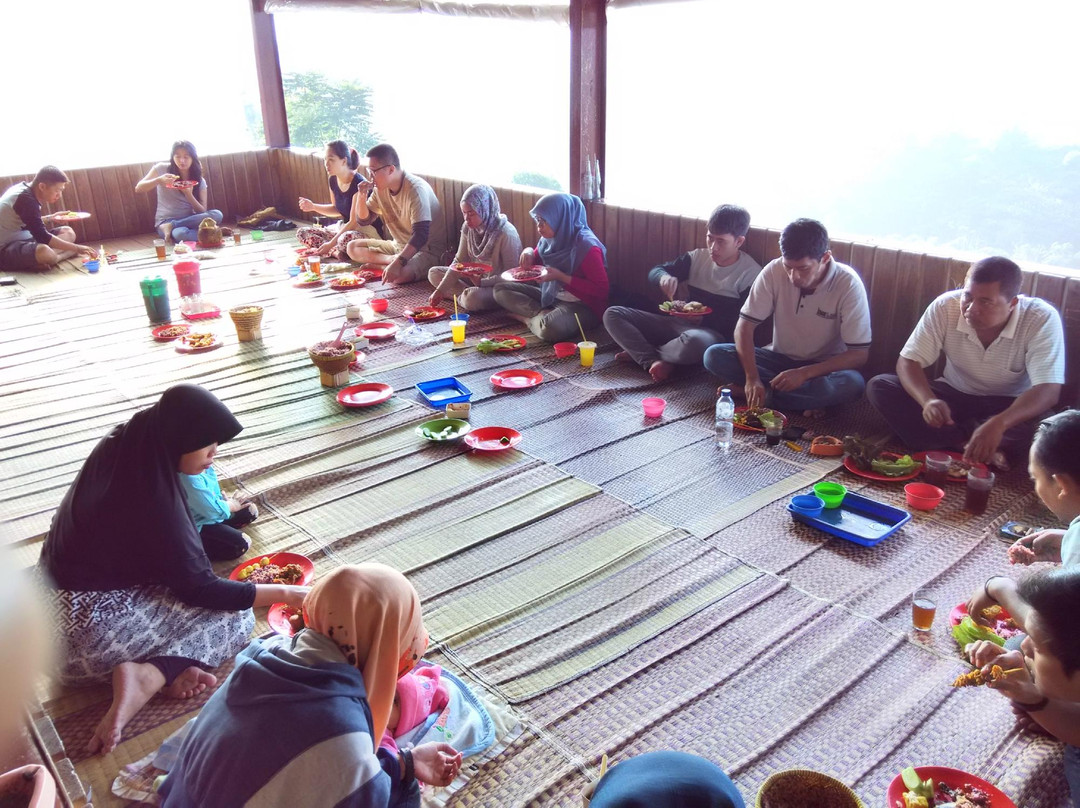 Punclut Ciumbuleuit-万隆必去景点